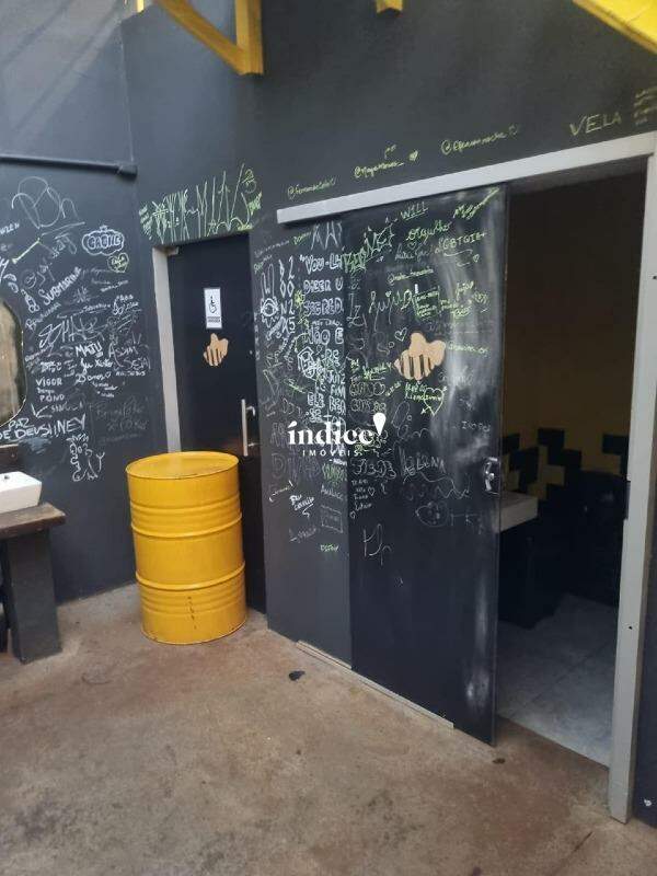 Casa Comercial para para aluguel no Jardim Sumaré na cidade de Ribeirão Preto: 