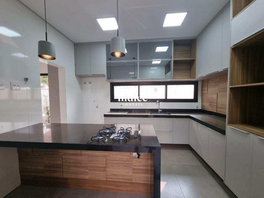 Casas Condomínio para à venda no Alphaville na cidade de Ribeirão Preto: 