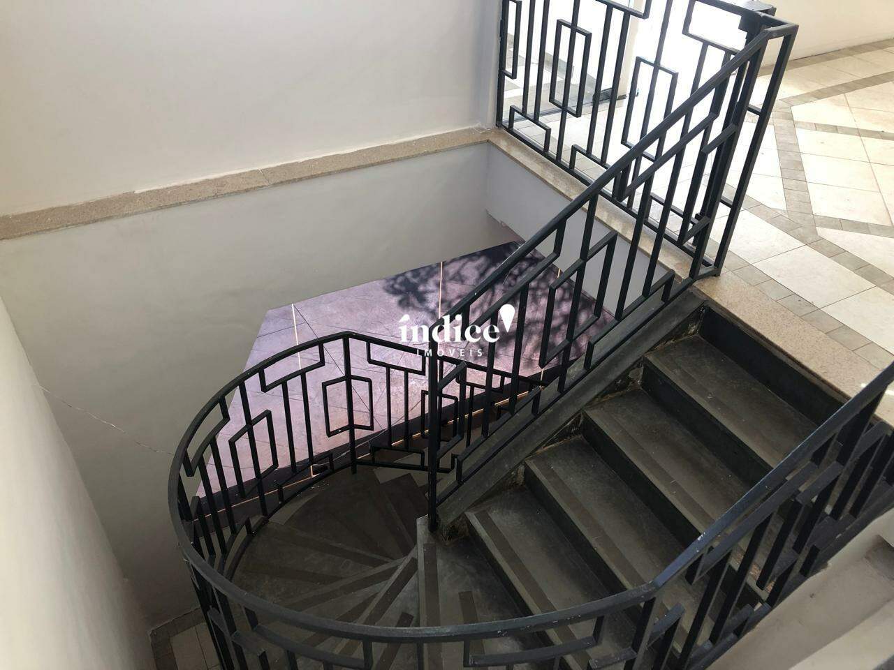 Casa Comercial para para aluguel no Ribeirânia na cidade de Ribeirão Preto: 