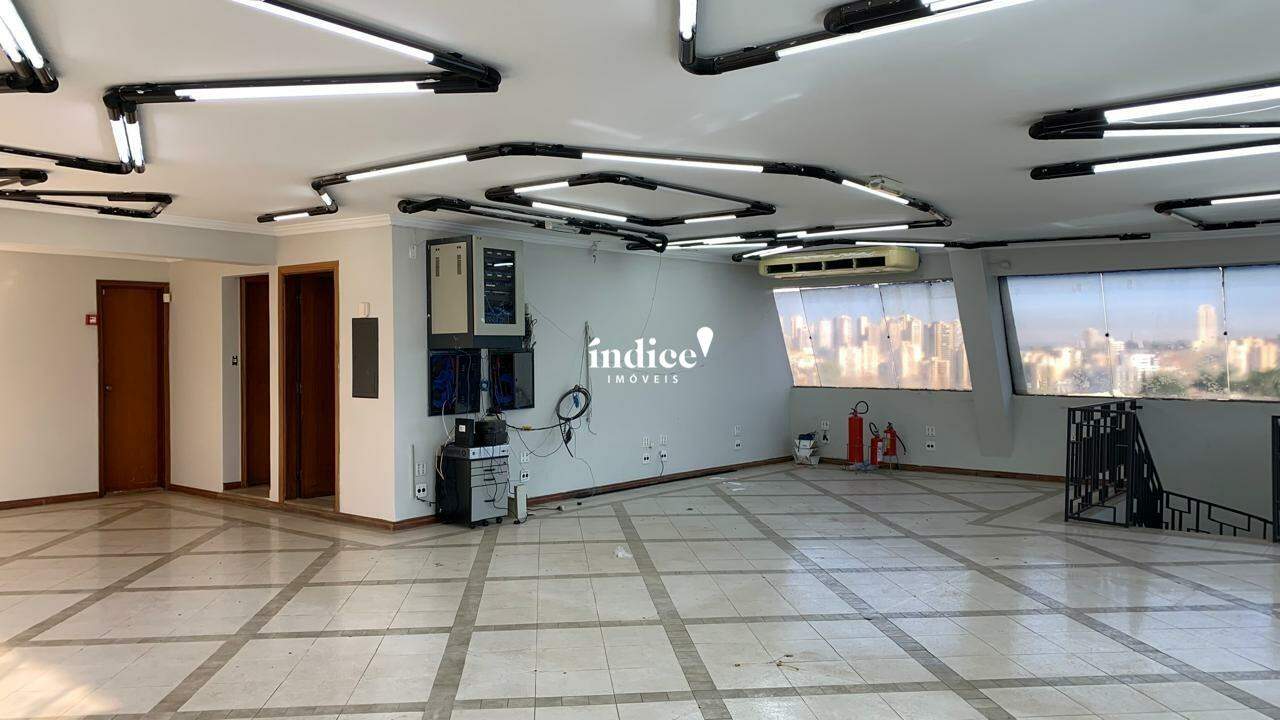 Casa Comercial para para aluguel no Ribeirânia na cidade de Ribeirão Preto: 