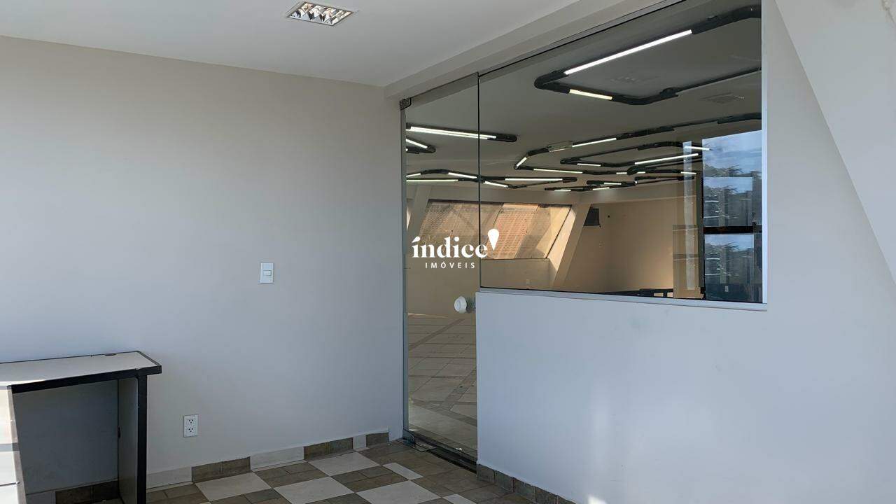 Casa Comercial para para aluguel no Ribeirânia na cidade de Ribeirão Preto: 