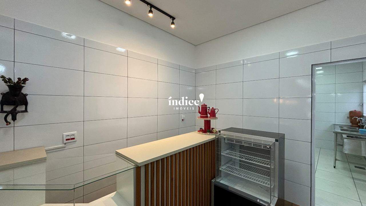 Casa Comercial para para aluguel no Centro na cidade de Ribeirão Preto: 