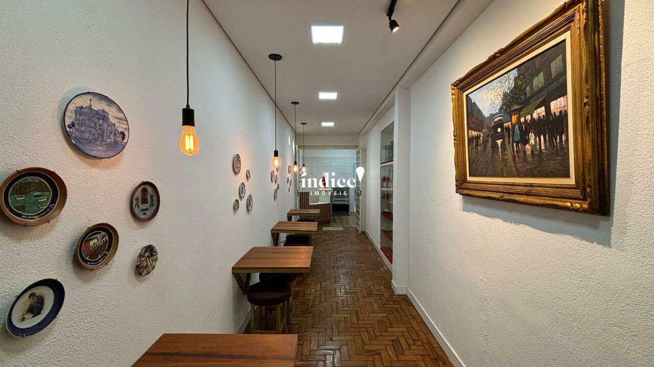 Casa Comercial para para aluguel no Centro na cidade de Ribeirão Preto: 