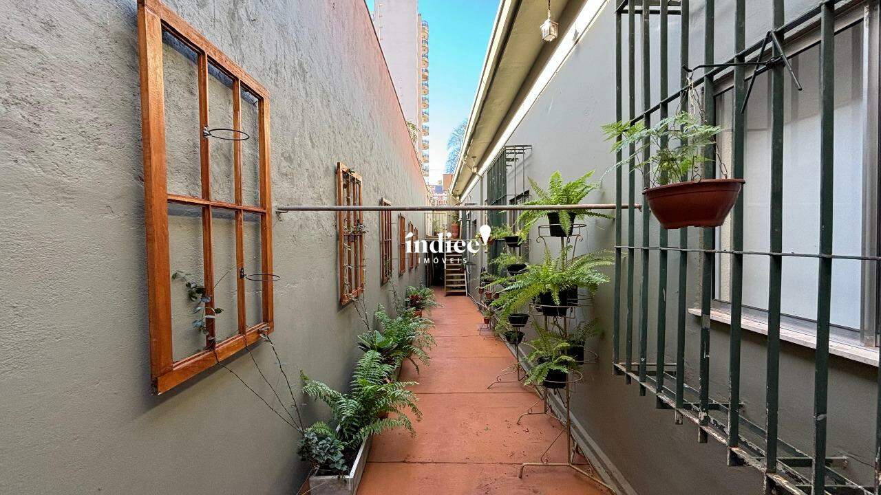Casa Comercial para para aluguel no Centro na cidade de Ribeirão Preto: 