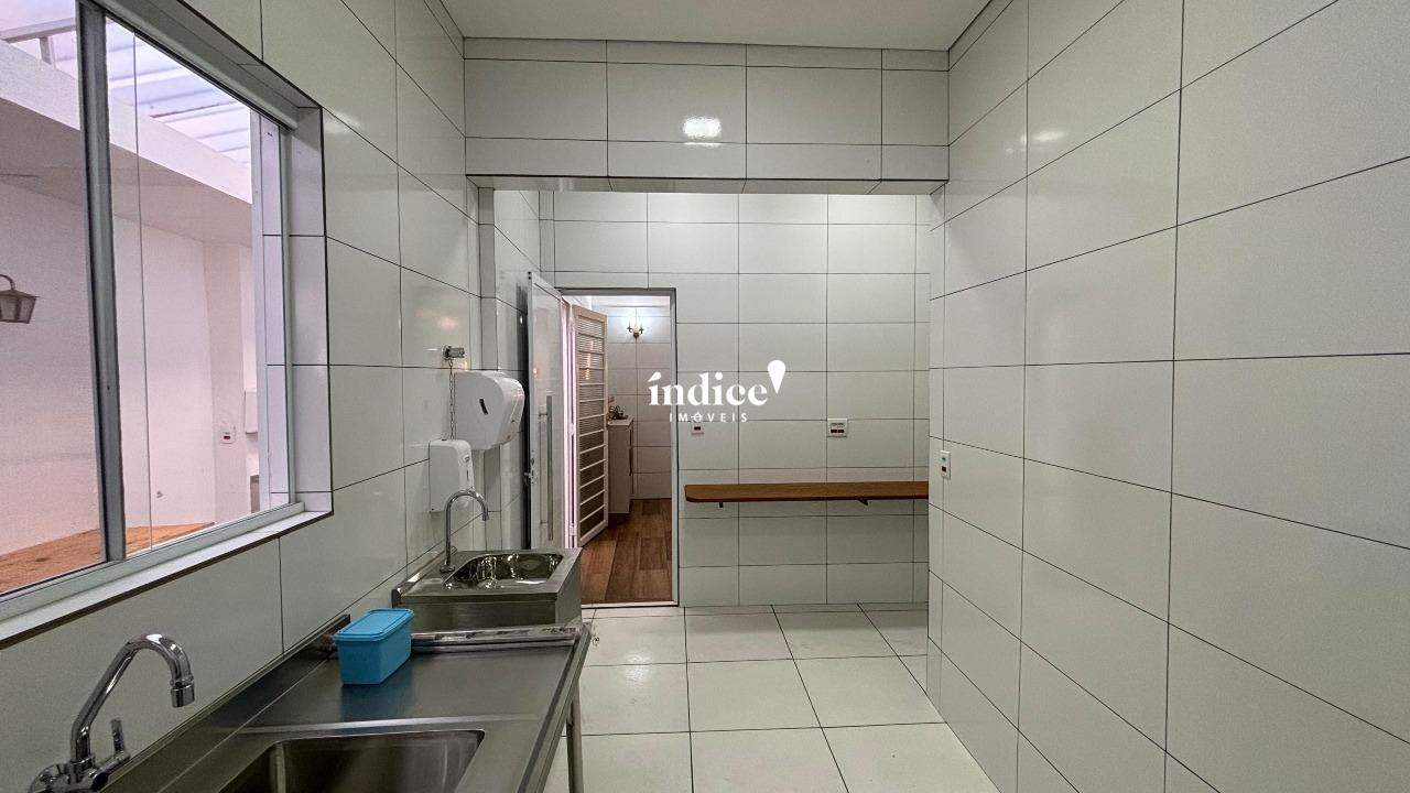 Casa Comercial para para aluguel no Centro na cidade de Ribeirão Preto: 