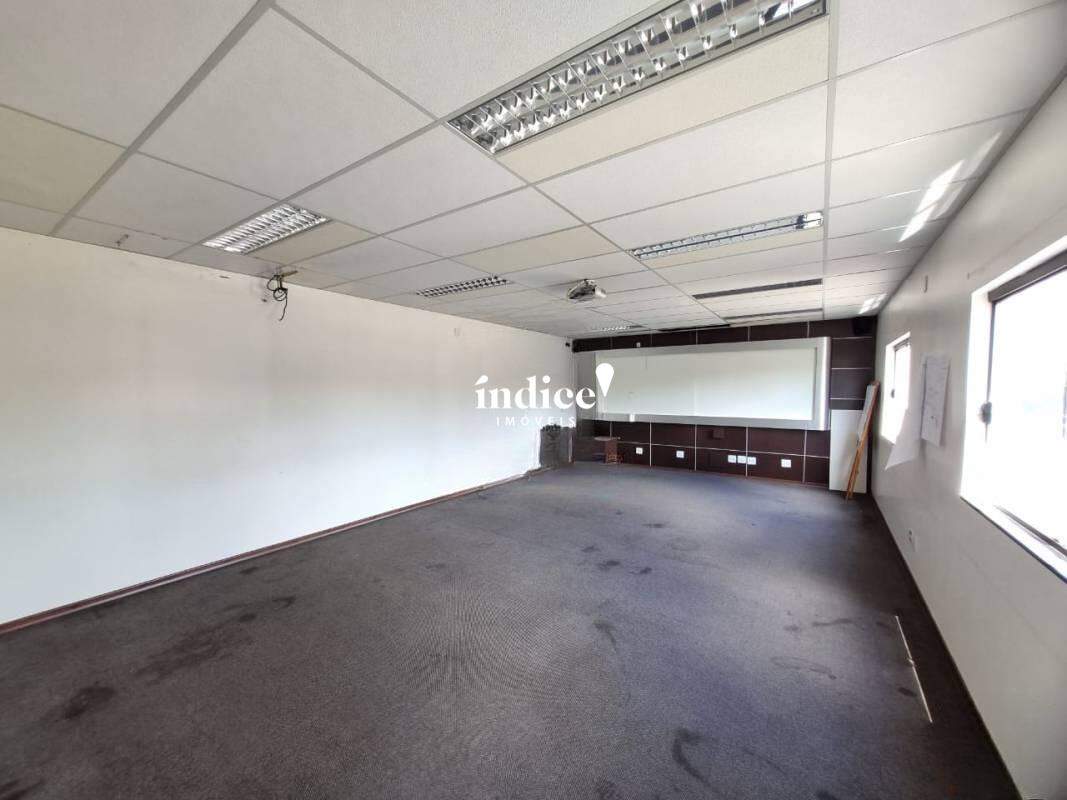 Galpão Comercial para para aluguel no Lagoinha na cidade de Ribeirão Preto: 