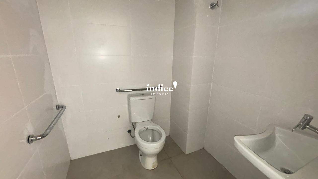Salão Comercial para para aluguel no República na cidade de Ribeirão Preto: 