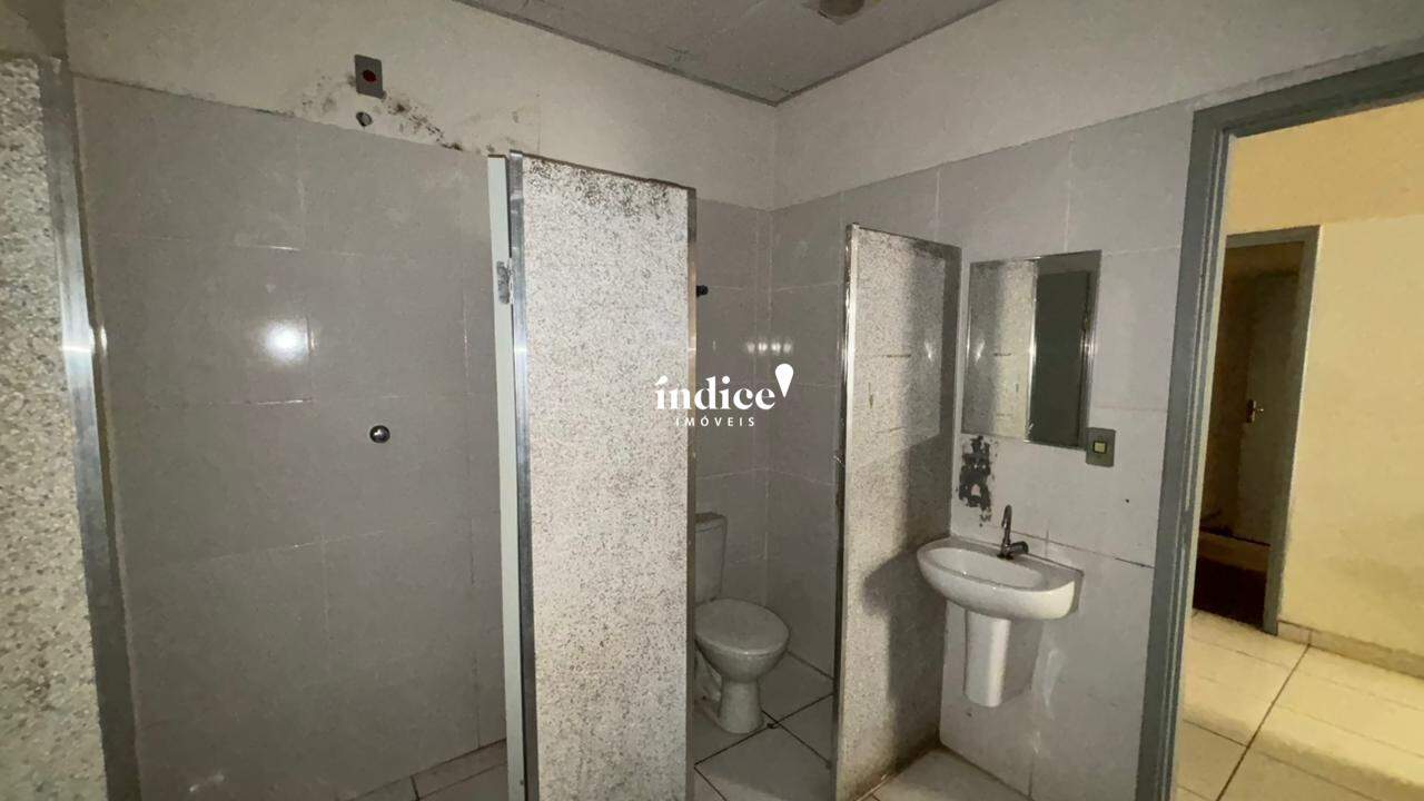 Galpão Comercial para para aluguel no Centro na cidade de Ribeirão Preto: 