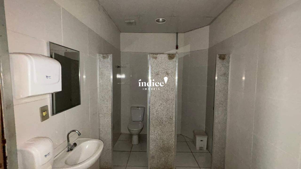 Galpão Comercial para para aluguel no Centro na cidade de Ribeirão Preto: 