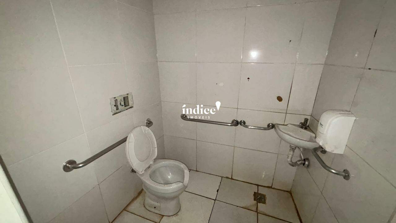 Galpão Comercial para para aluguel no Centro na cidade de Ribeirão Preto: 