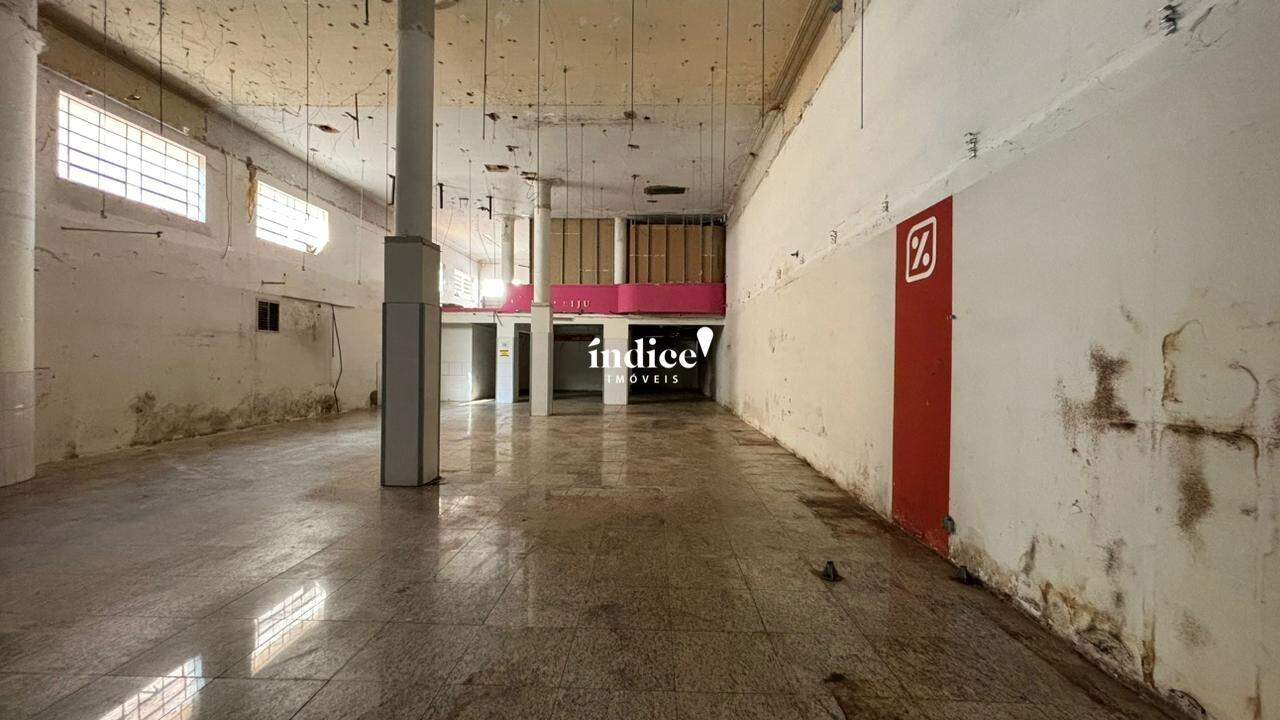 Galpão Comercial para para aluguel no Centro na cidade de Ribeirão Preto: 