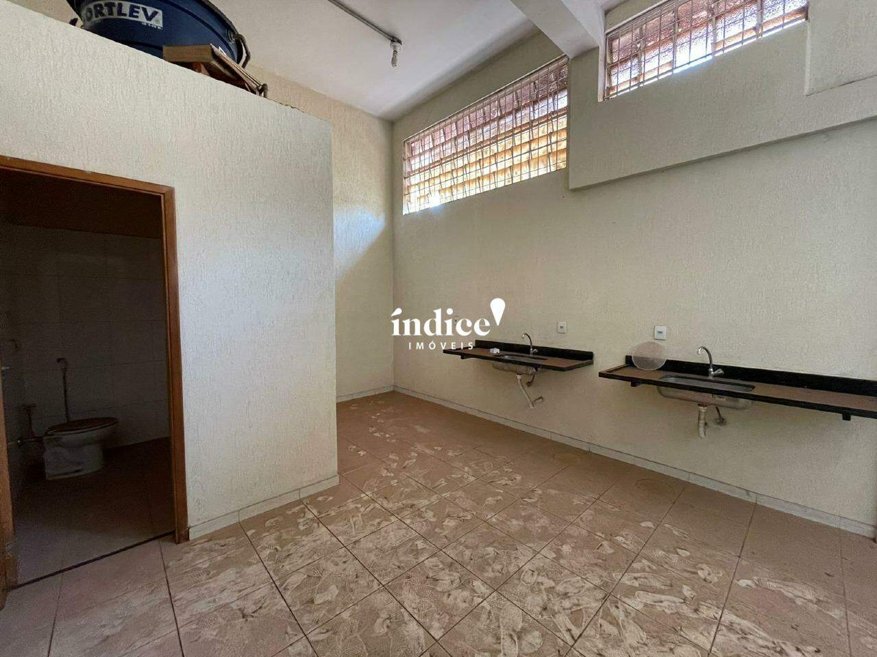 Salão Comercial para à venda no Centro na cidade de Ribeirão Preto: