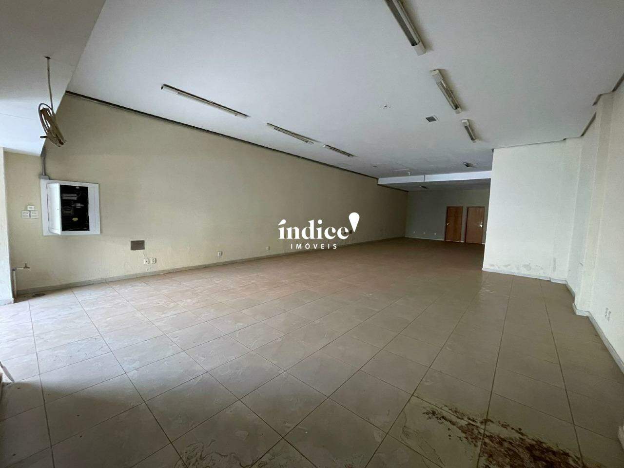 Salão Comercial para para aluguel no Centro na cidade de Ribeirão Preto: 