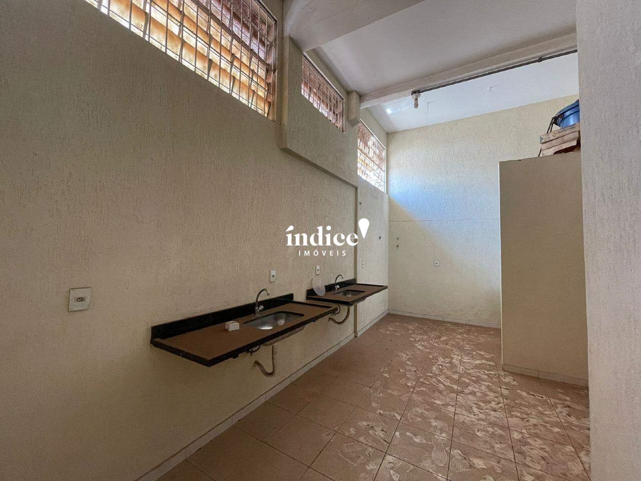 Salão Comercial para para aluguel no Centro na cidade de Ribeirão Preto: 