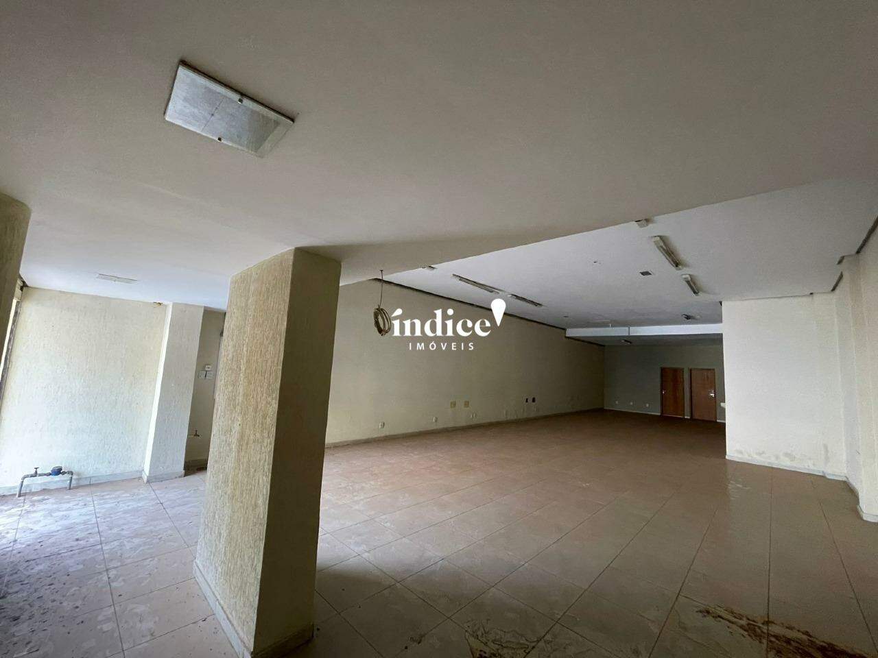 Salão Comercial para para aluguel no Centro na cidade de Ribeirão Preto: 