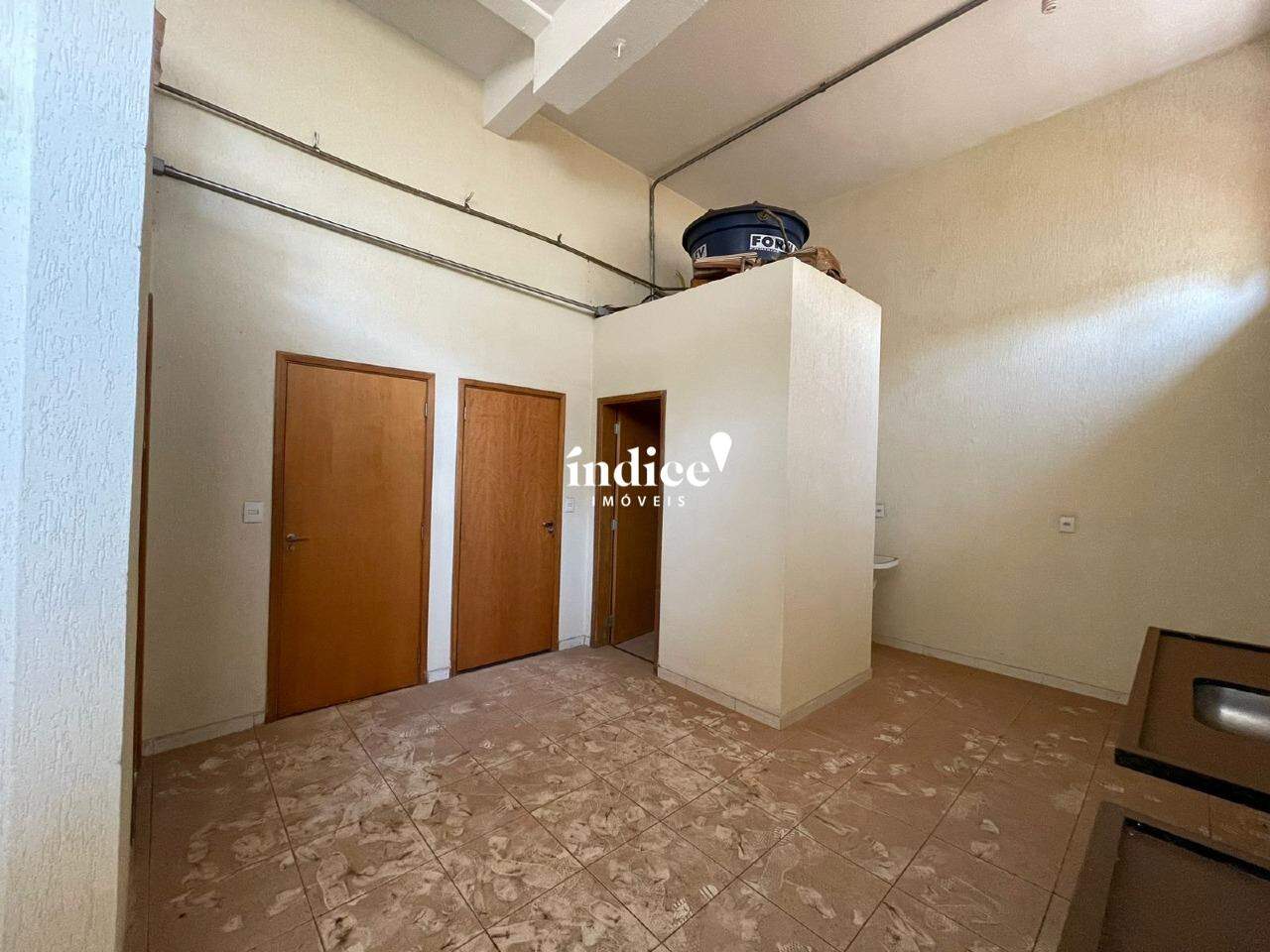 Salão Comercial para para aluguel no Centro na cidade de Ribeirão Preto: 