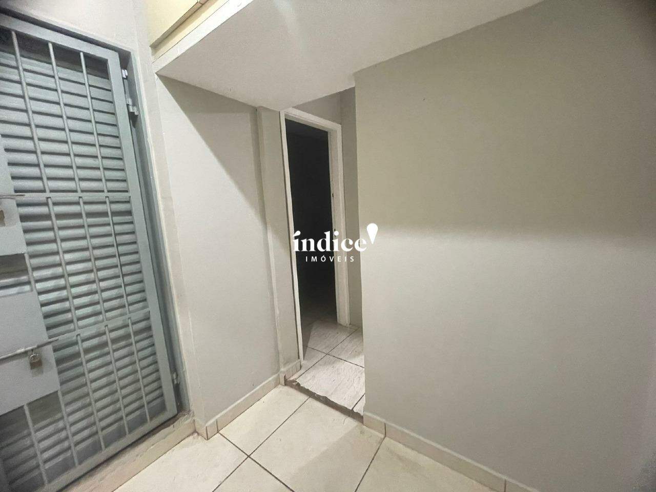 Salão Comercial para para aluguel no Ipiranga na cidade de Ribeirão Preto: 