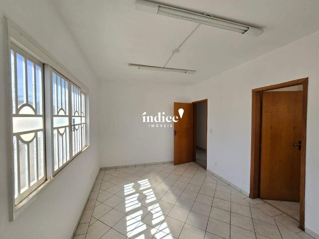 Casa Comercial para para aluguel no Alto da Boa Vista na cidade de Ribeirão Preto: 
