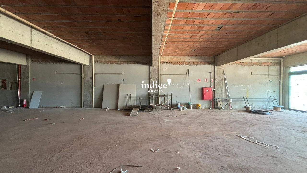 Salão Comercial para para aluguel no Vila do Golf na cidade de Ribeirão Preto: 