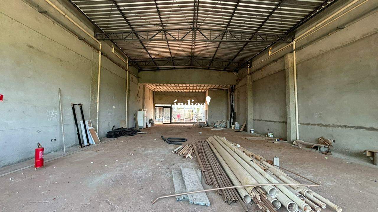 Salão Comercial para para aluguel no Vila do Golf na cidade de Ribeirão Preto: 