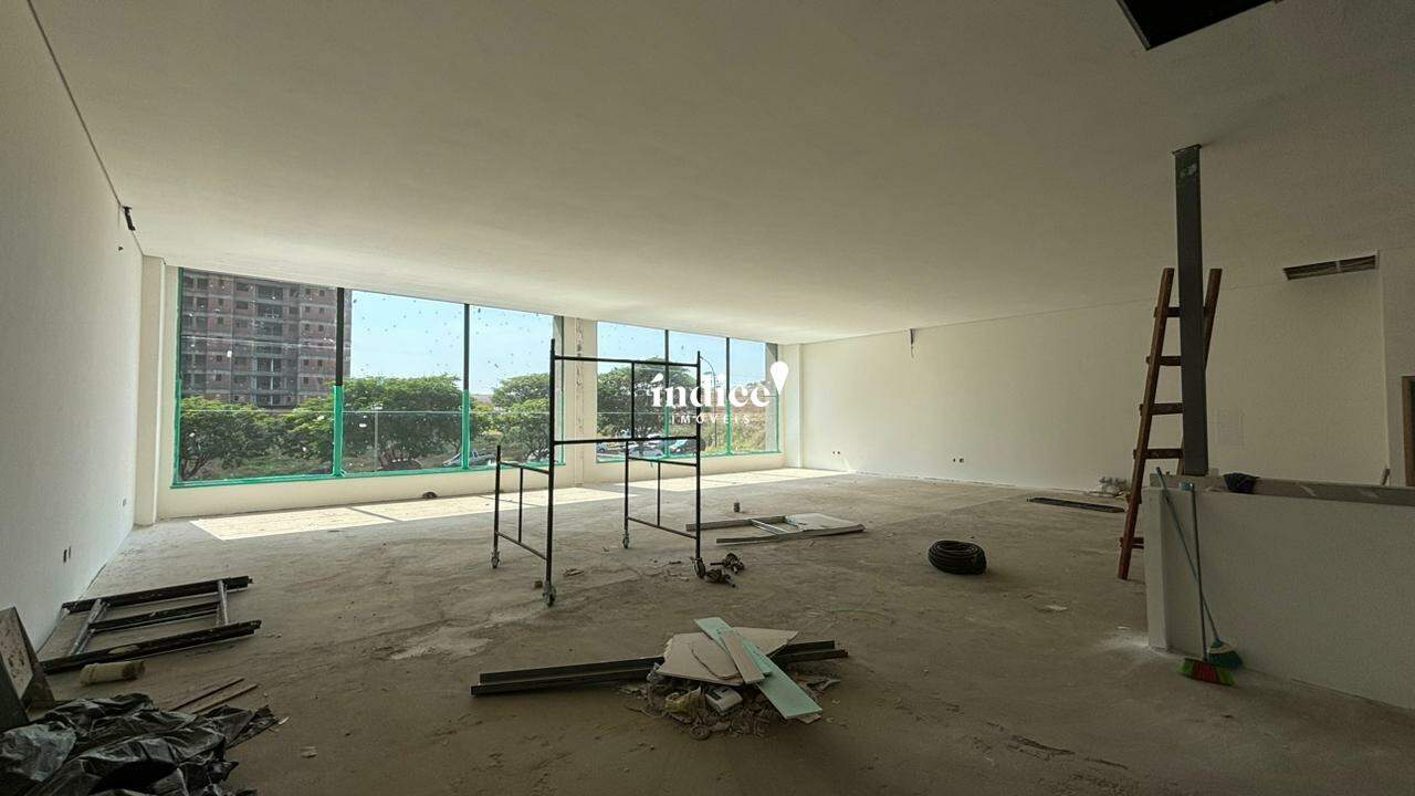 Salão Comercial para para aluguel no Jardim Olhos D`Água na cidade de Ribeirão Preto: 