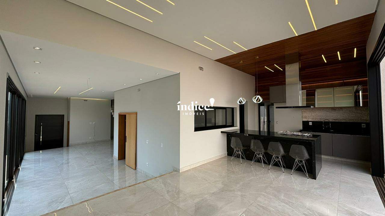 Casas Condomínio para à venda no Alphaville na cidade de Ribeirão Preto: 