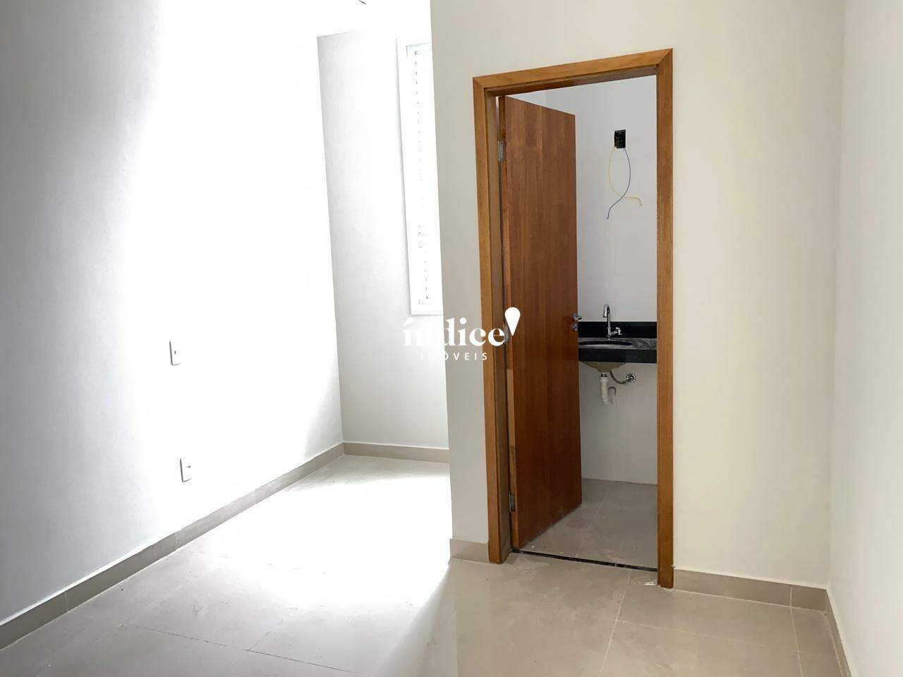 Apartamento para à venda no Parque dos Bandeirantes na cidade de Ribeirão Preto: 