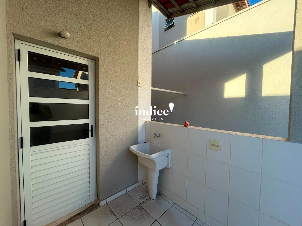 Casas Condomínio para à venda no Vila do Golf na cidade de Ribeirão Preto: 