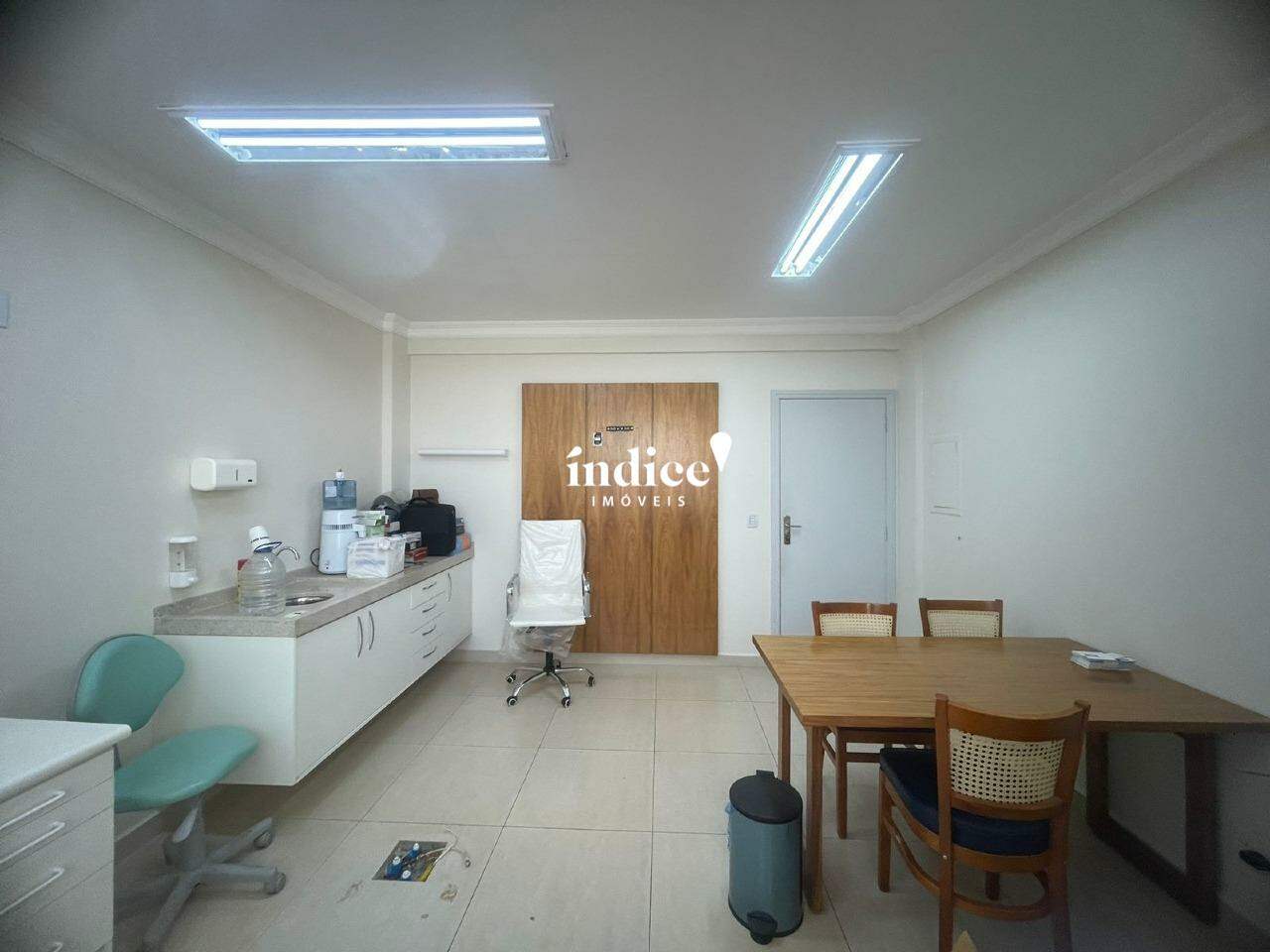 Sala Comercial para para aluguel no Jardim Sumaré na cidade de Ribeirão Preto: 