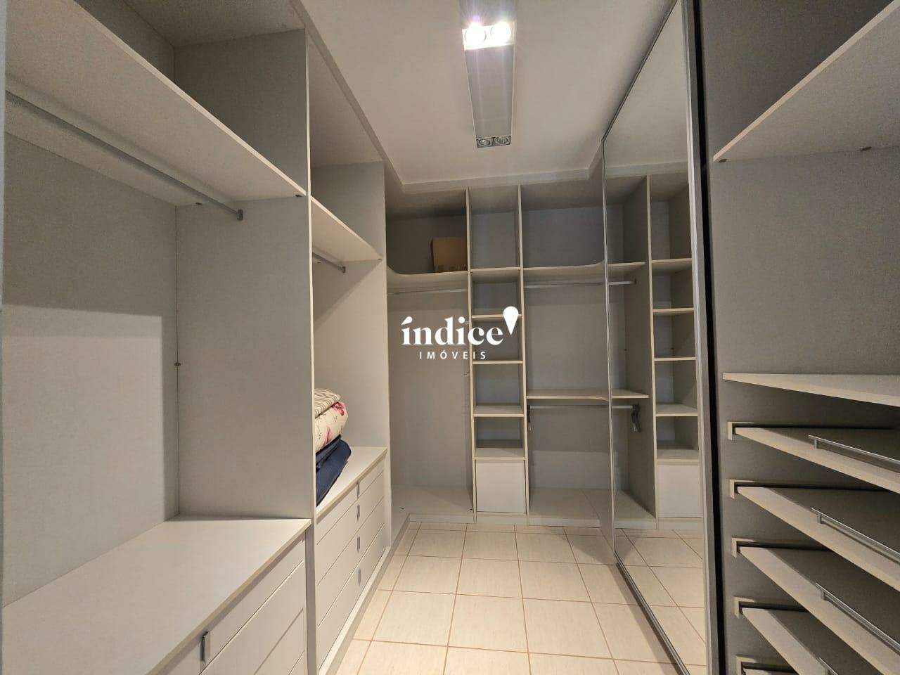 Casas Condomínio para à venda no Vila do Golf na cidade de Ribeirão Preto: 