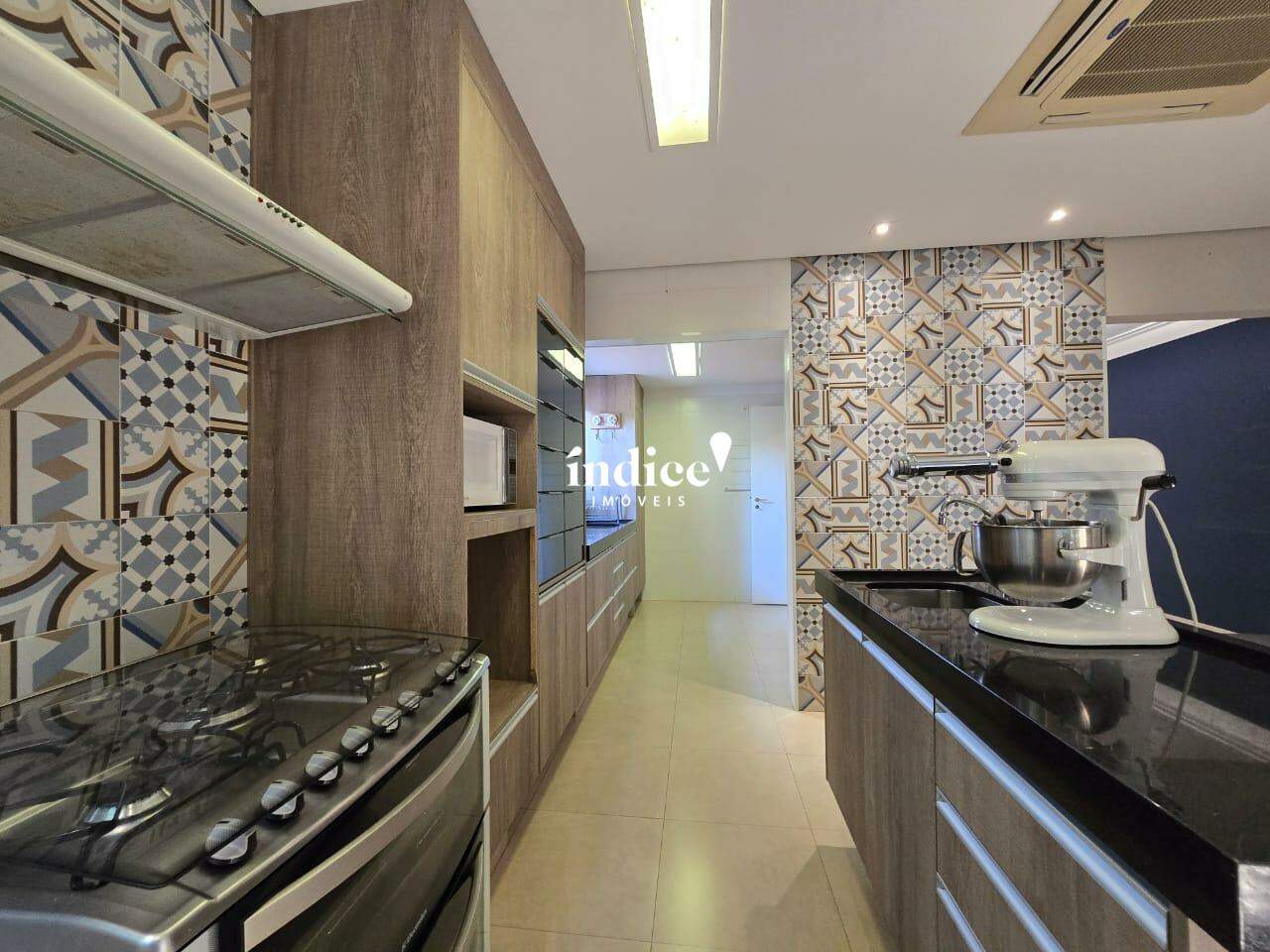 Casas Condomínio para à venda no Vila do Golf na cidade de Ribeirão Preto: 