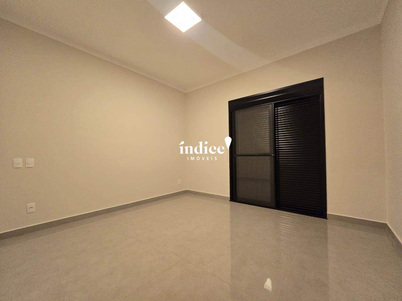 Casas Condomínio para à venda no Vila do Golf na cidade de Ribeirão Preto: 