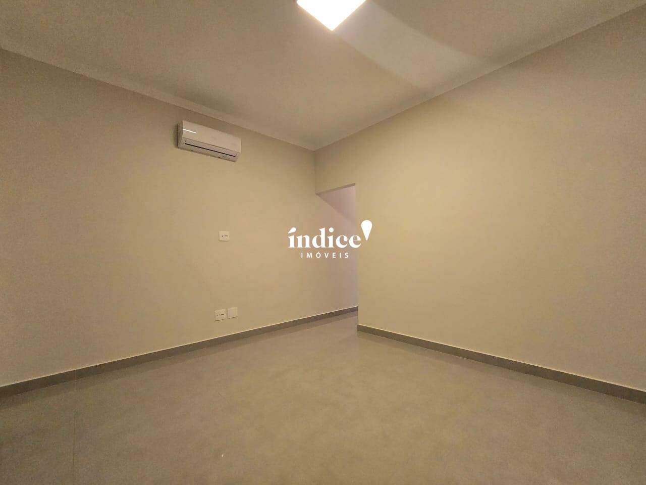 Casas Condomínio para à venda no Vila do Golf na cidade de Ribeirão Preto: 