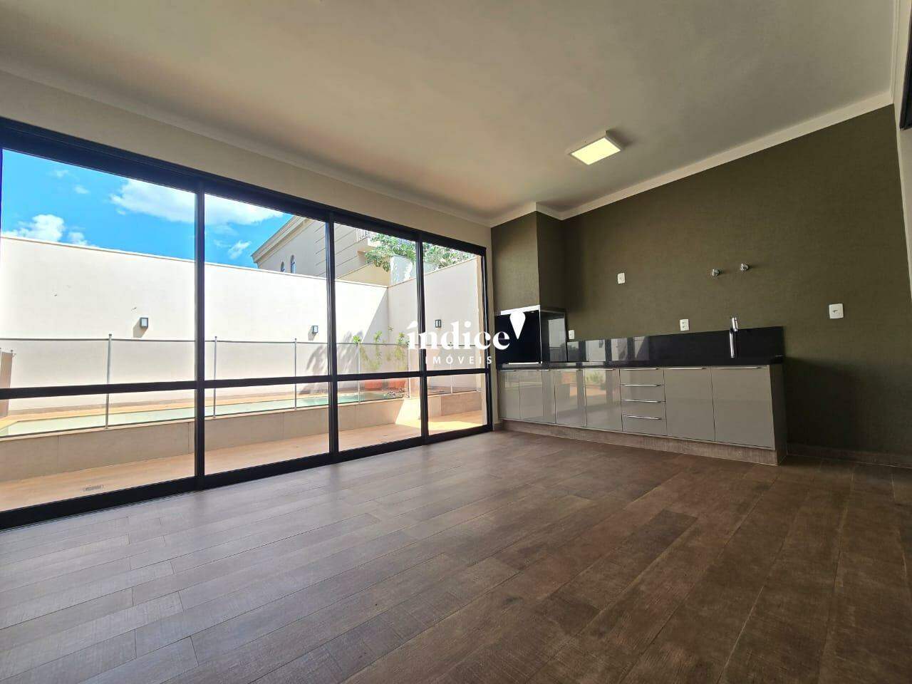 Casas Condomínio para à venda no Vila do Golf na cidade de Ribeirão Preto: 