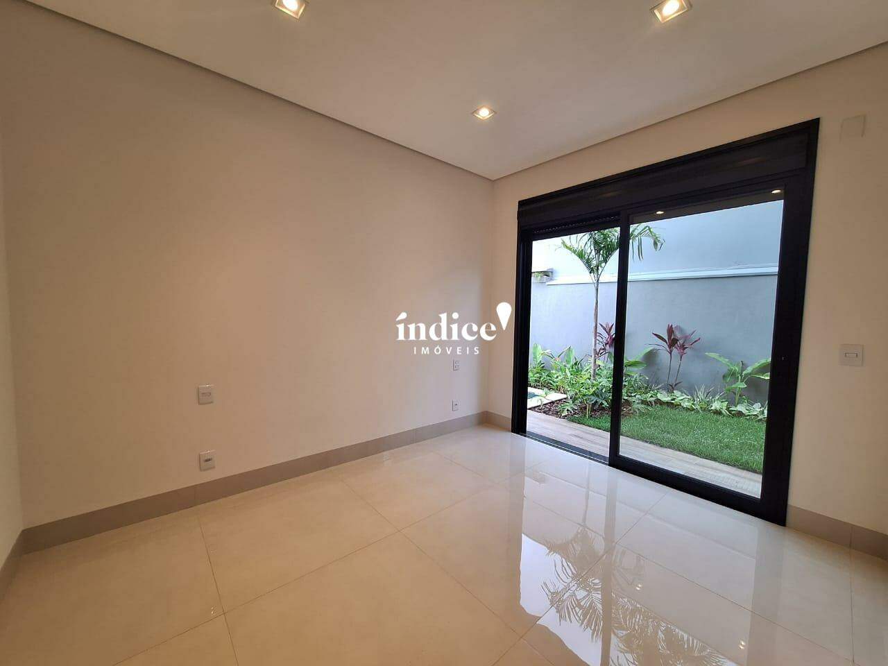 Casas Condomínio para à venda no Vila do Golf na cidade de Ribeirão Preto: 