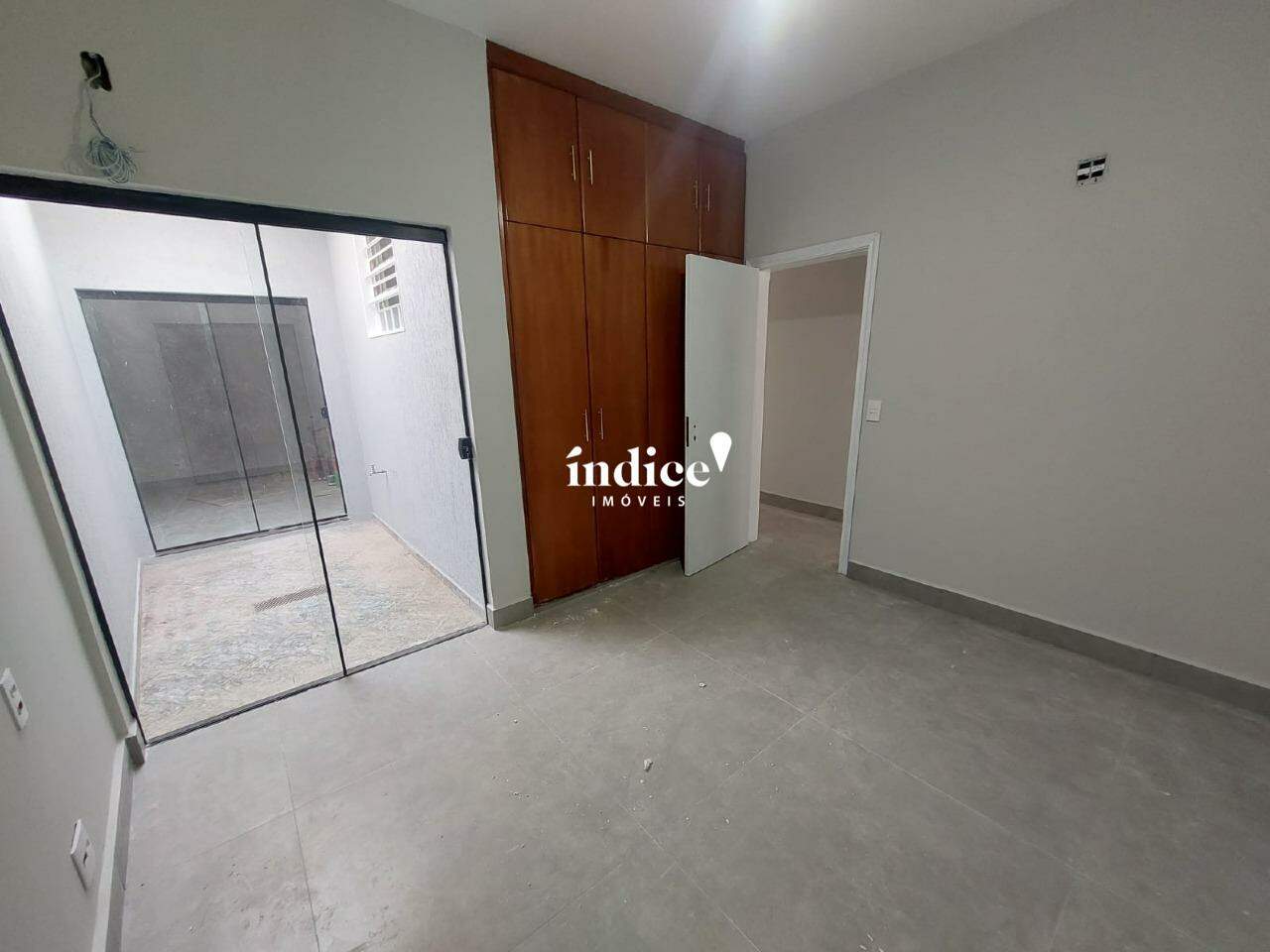 Casa Comercial para para aluguel no Jardim Canadá na cidade de Ribeirão Preto: 