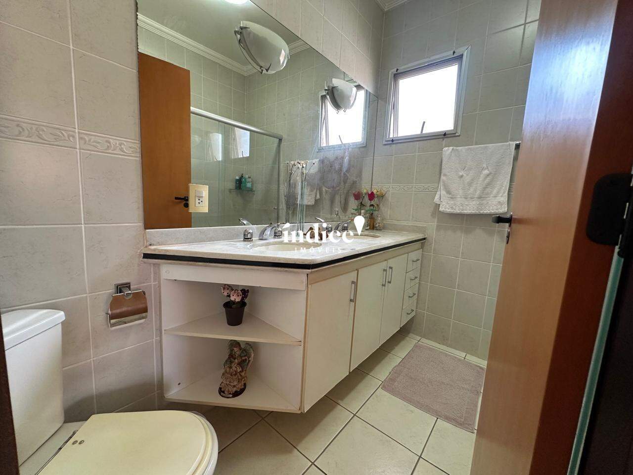 Casas Condomínio para à venda no Jardim Botânico na cidade de Ribeirão Preto: 