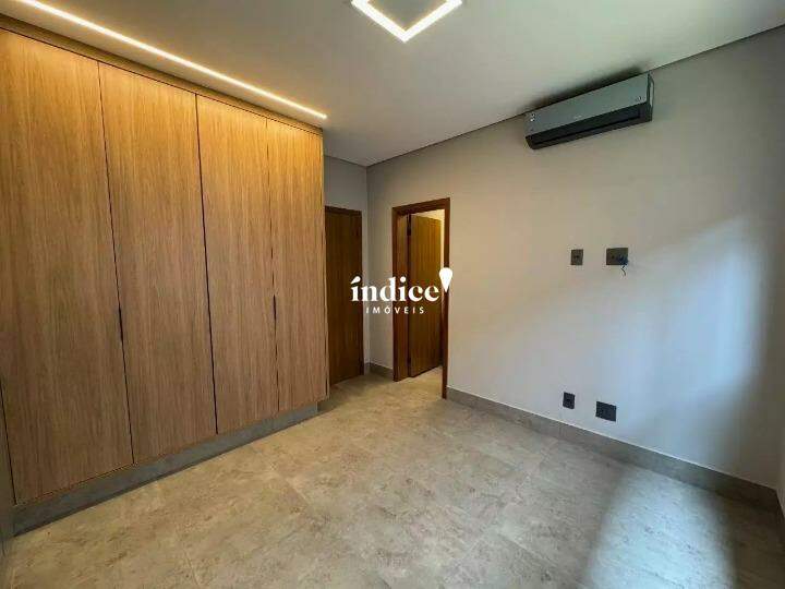 Casas Condomínio para à venda no Vila do Golf na cidade de Ribeirão Preto: 
