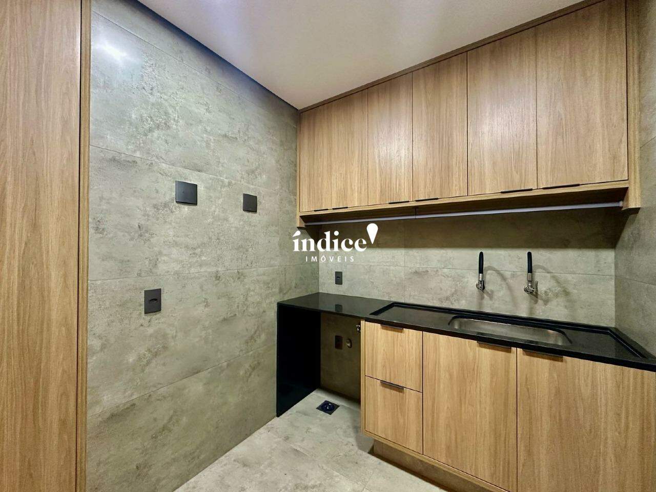 Casas Condomínio para à venda no Vila do Golf na cidade de Ribeirão Preto: 