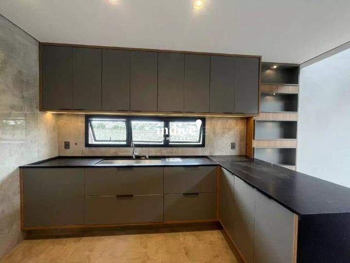 Casas Condomínio para à venda no Vila do Golf na cidade de Ribeirão Preto: 