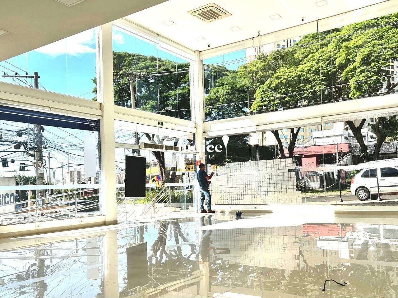 Salão Comercial para para aluguel no Jardim América na cidade de Ribeirão Preto: 