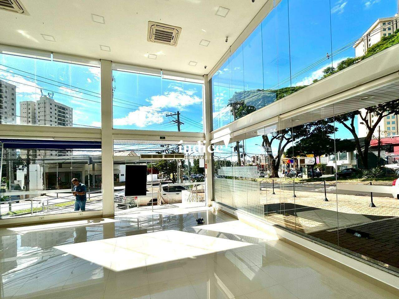 Salão Comercial para para aluguel no Jardim América na cidade de Ribeirão Preto: 