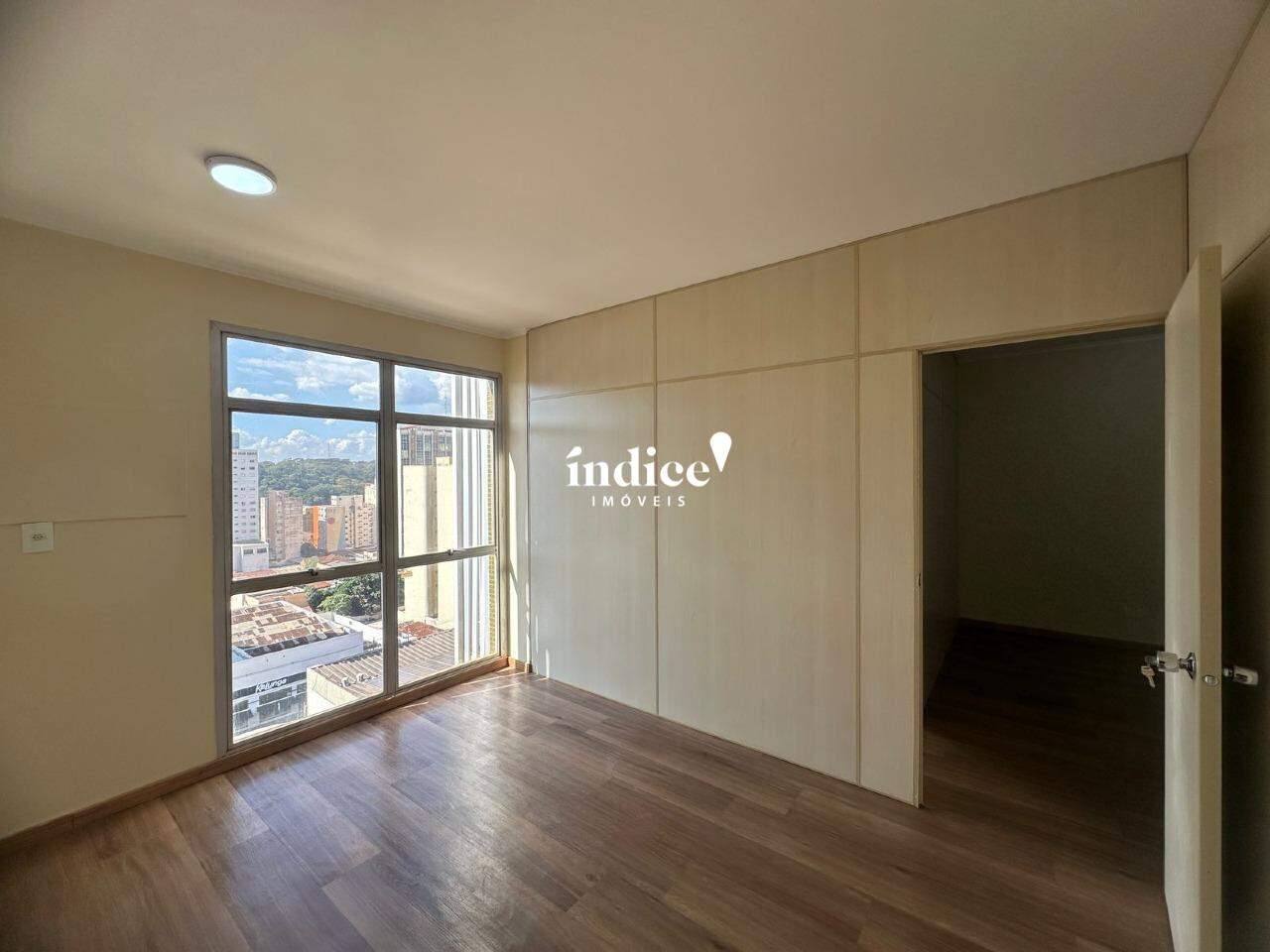 Sala Comercial para para aluguel no Centro na cidade de Ribeirão Preto: 