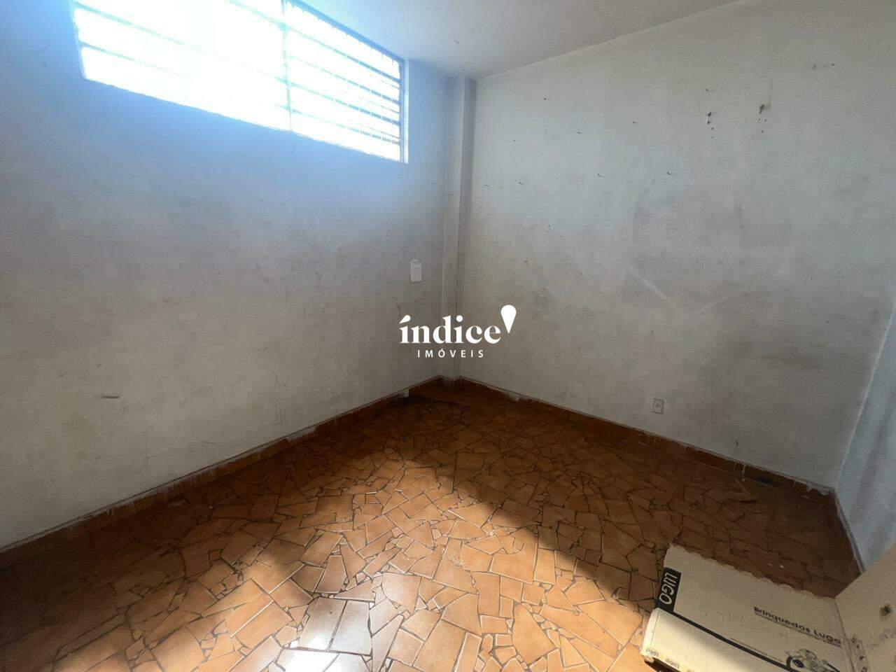 Salão Comercial para para aluguel no Centro na cidade de Ribeirão Preto: 
