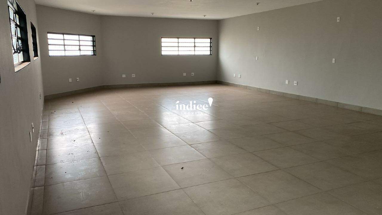 Salão Comercial para para aluguel no Ipiranga na cidade de Ribeirão Preto: 