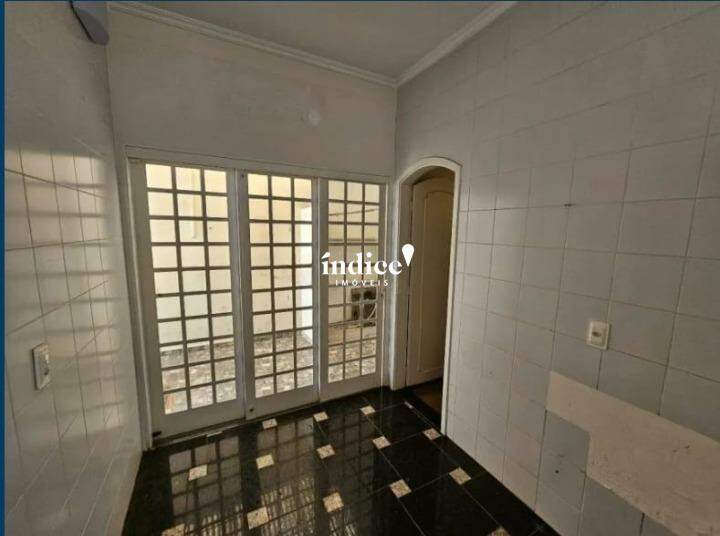 Casa Comercial para para aluguel no Jardim São Luiz na cidade de Ribeirão Preto: 