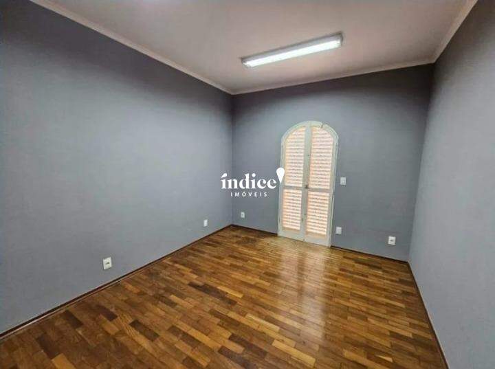 Casa Comercial para para aluguel no Jardim São Luiz na cidade de Ribeirão Preto: 