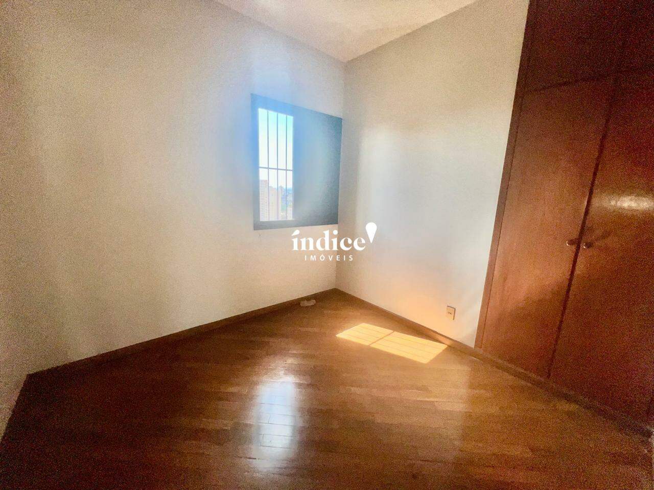 Apartamento para à venda no Centro na cidade de Ribeirão Preto: 
