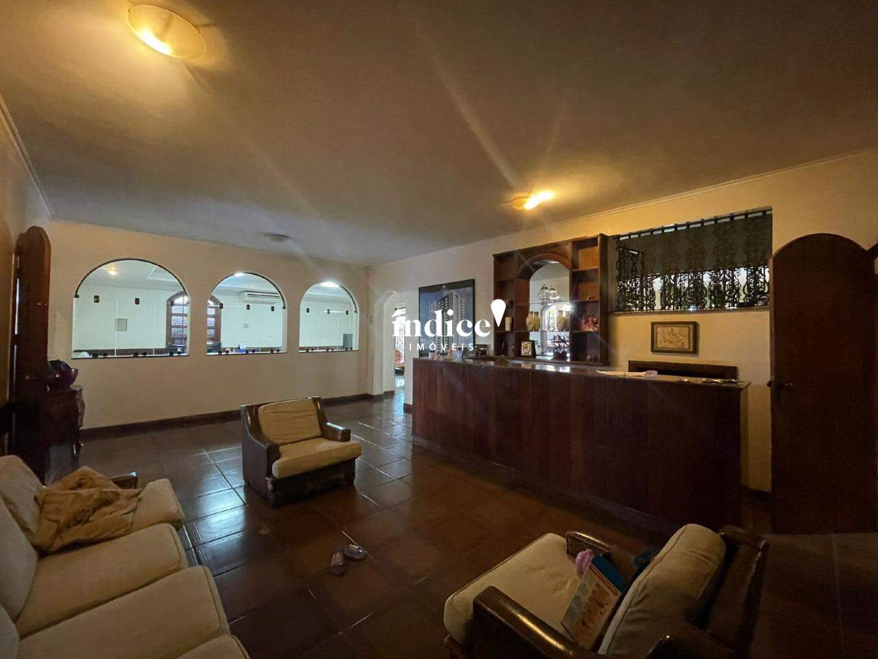 Casa Comercial para para aluguel no Centro na cidade de Ribeirão Preto: 