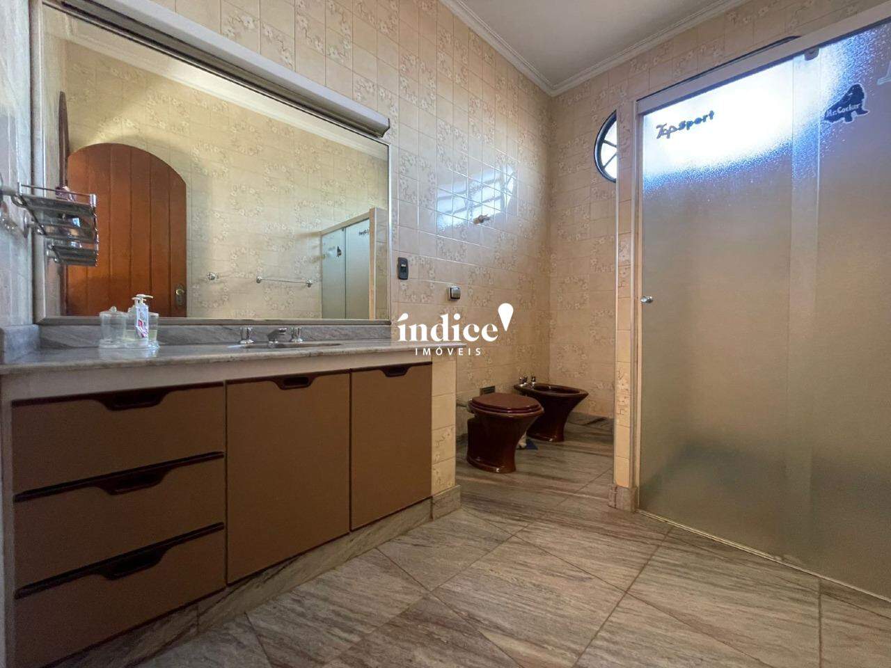 Casa Comercial para para aluguel no Centro na cidade de Ribeirão Preto: 
